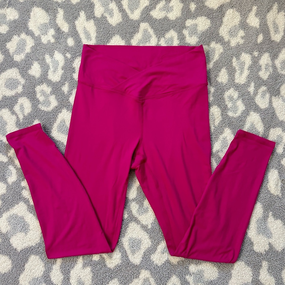 Soft As Butter Crisscrossed Leggings (size M)